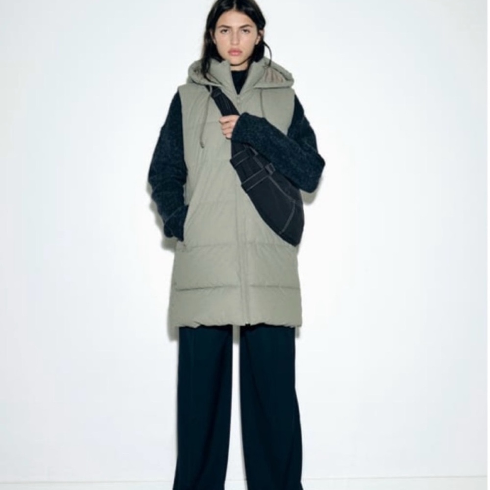 NWOT Zara Women's Hooded Puffer Vest - Gray and Black